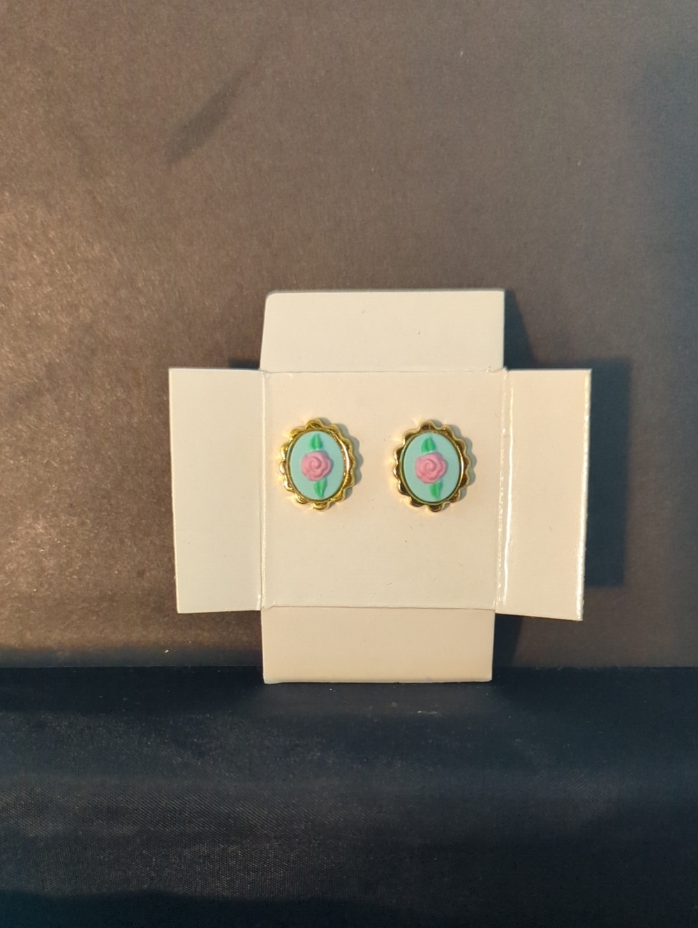 Blue Cameo Stud Earrings with Pink Rose